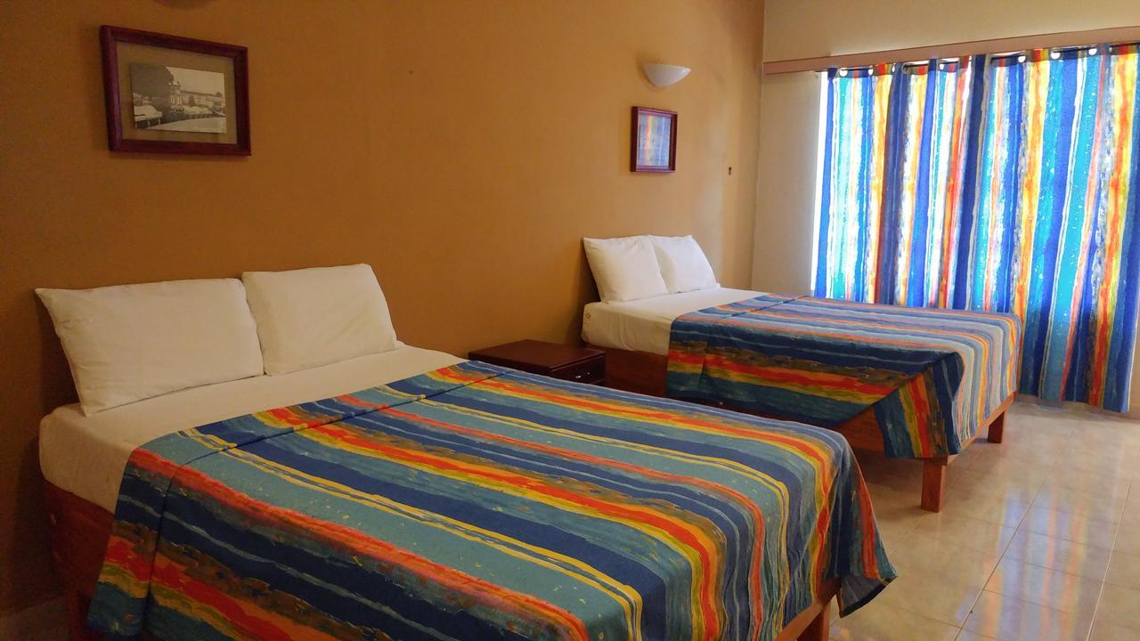 Sun Suites Cozumel Exterior photo