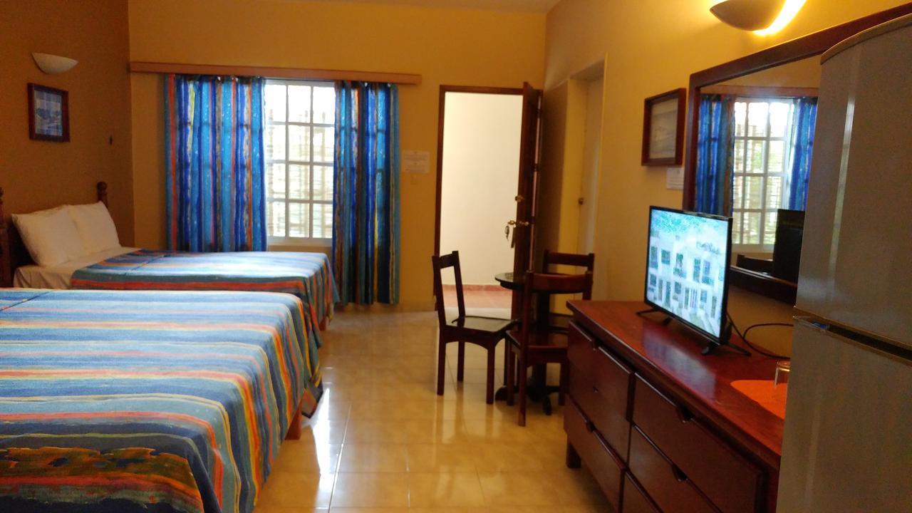 Sun Suites Cozumel Exterior photo